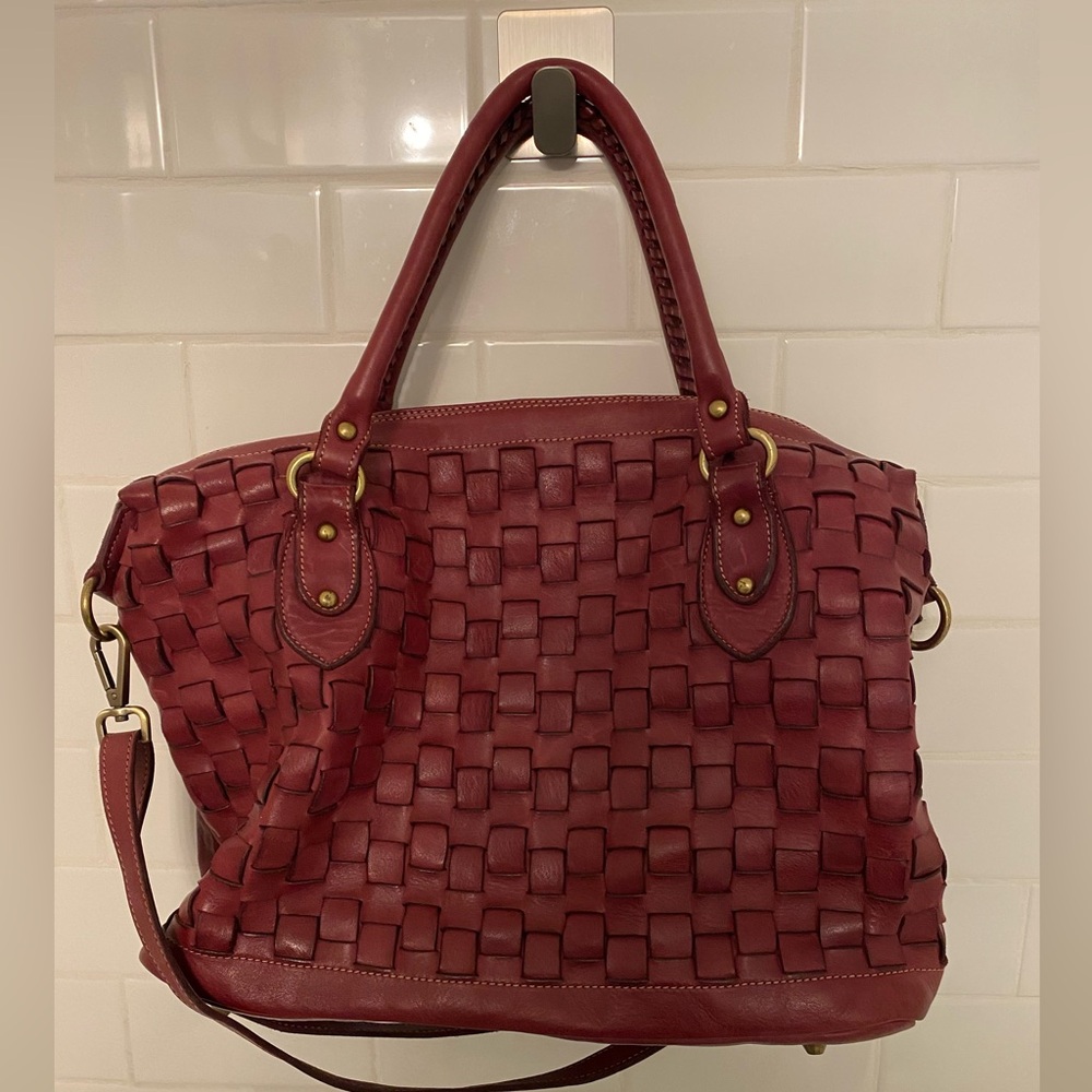 Woven Sundance bag beautiful wine color